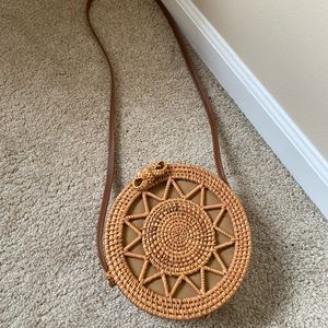 Wicker crossbody bag